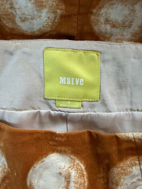 Maeve - Picture 4 of 9